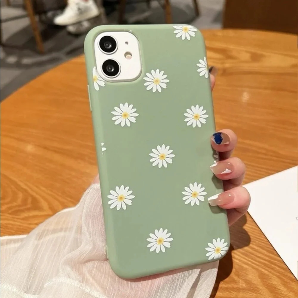 ⚠️Clearance iPhone 14/Pro Max Green Floral Phone Case - Picture 1 of 4